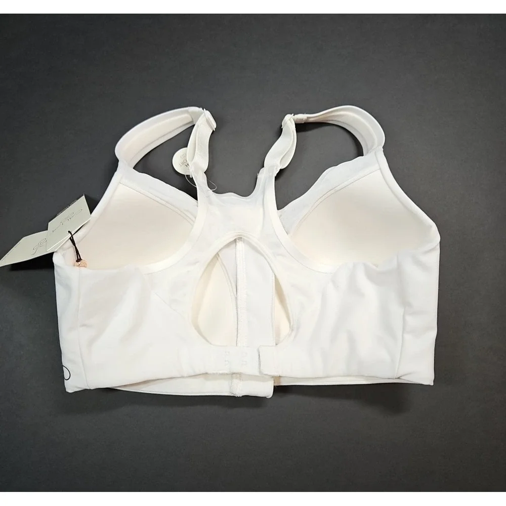 Calia Womens White Go All Out Zip Front Sports Bra Size 32 DD NWT‎